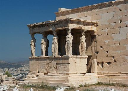 640px-Erechteum_(Porch_of_the_maidens)_-_Acropolis,_Athens,_Greece_-_20070711[1] (Medium)
